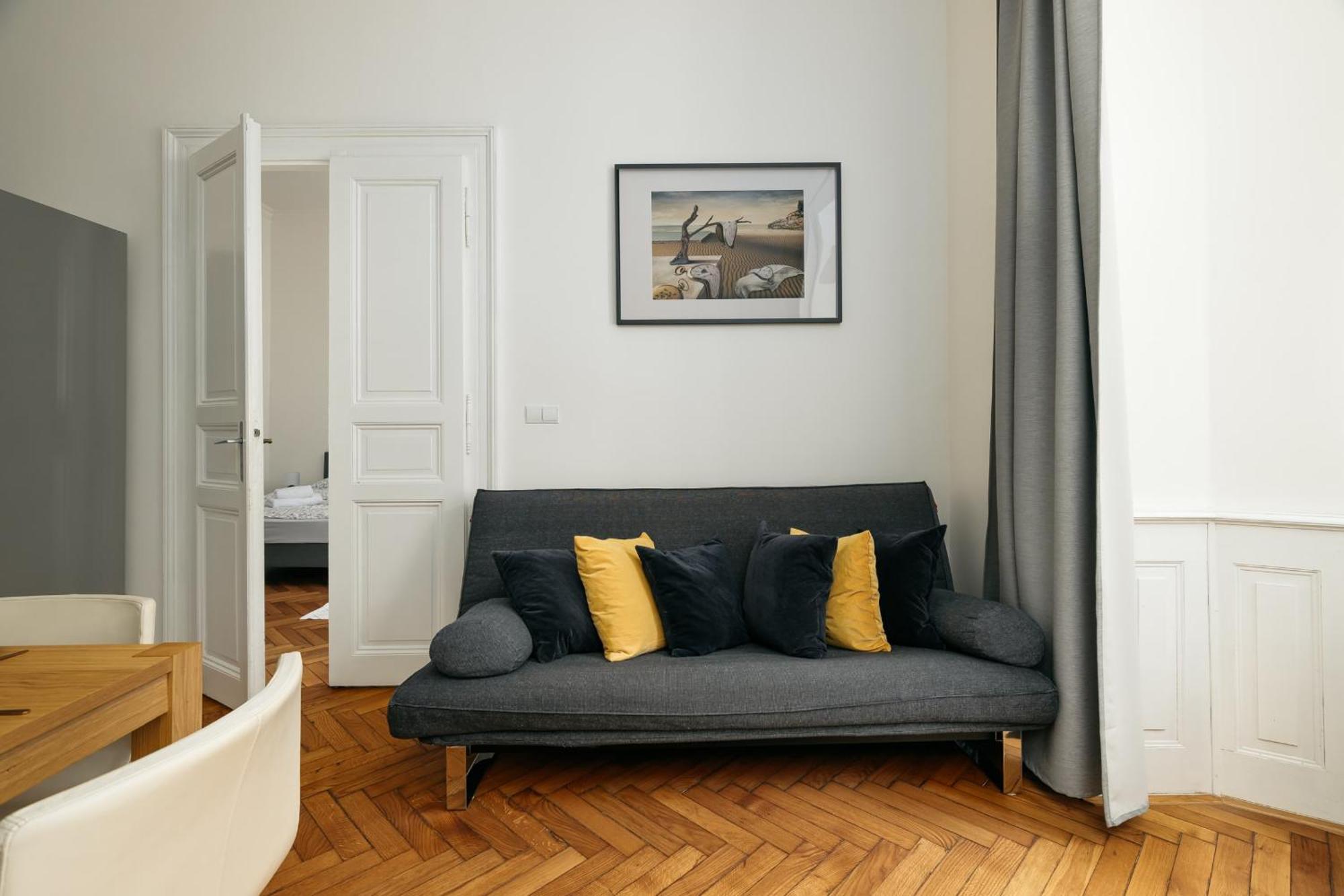 Comfortable And Cosy Apt A Few Steps From Dancing House And Naplavka Dance Praga Exterior foto
